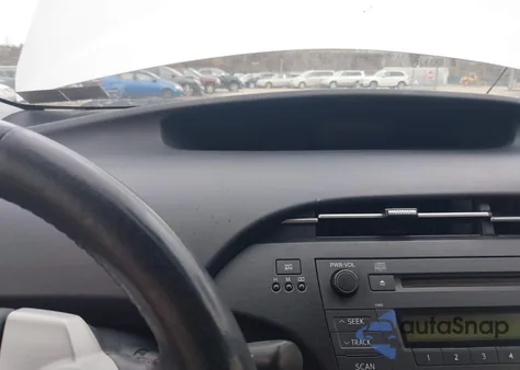 2010 Toyota Prius Iv from USA, damaged, VIN JTDKN3DU6A0244729